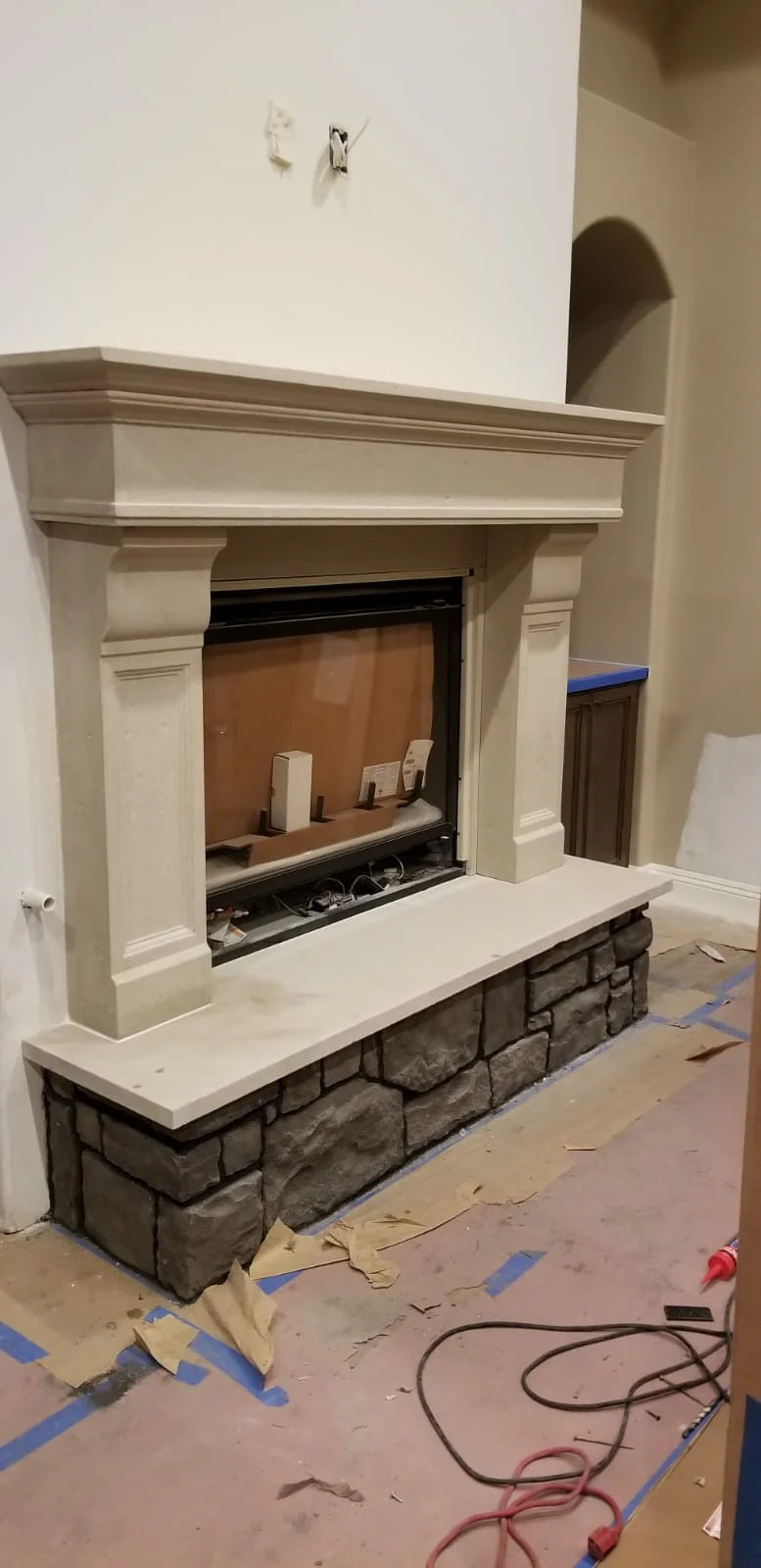 Fireplace Mantel Surround (Cast Stone) 1111.511 GS